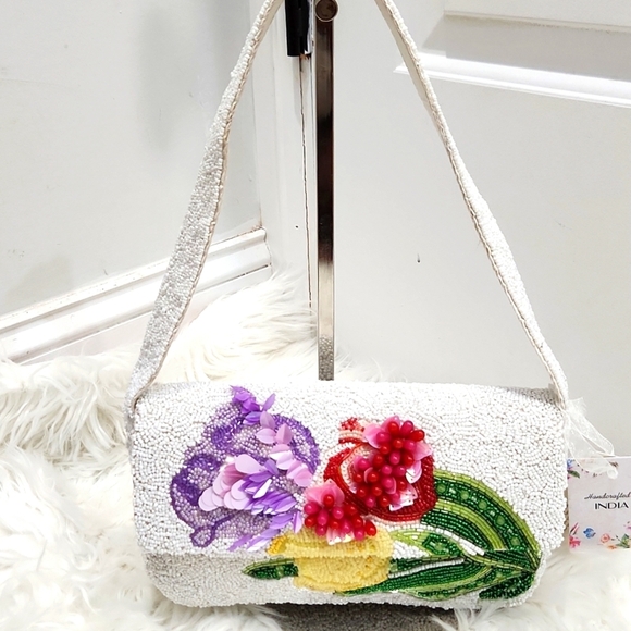 Handbags - 🔹️Made In India Viral Beaded Floral Embellished White Shoulder Bag